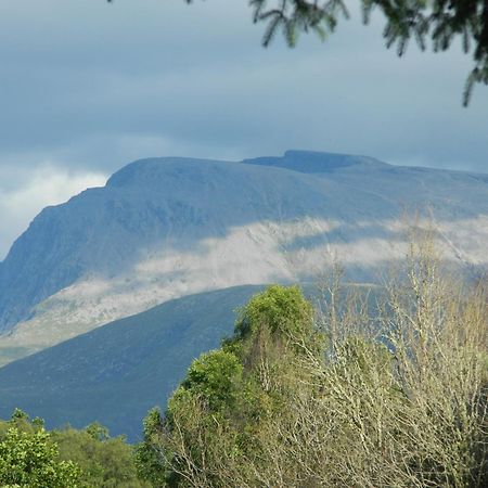 Tom Beag - Ben Nevis View Rooms Fort William Buitenkant foto