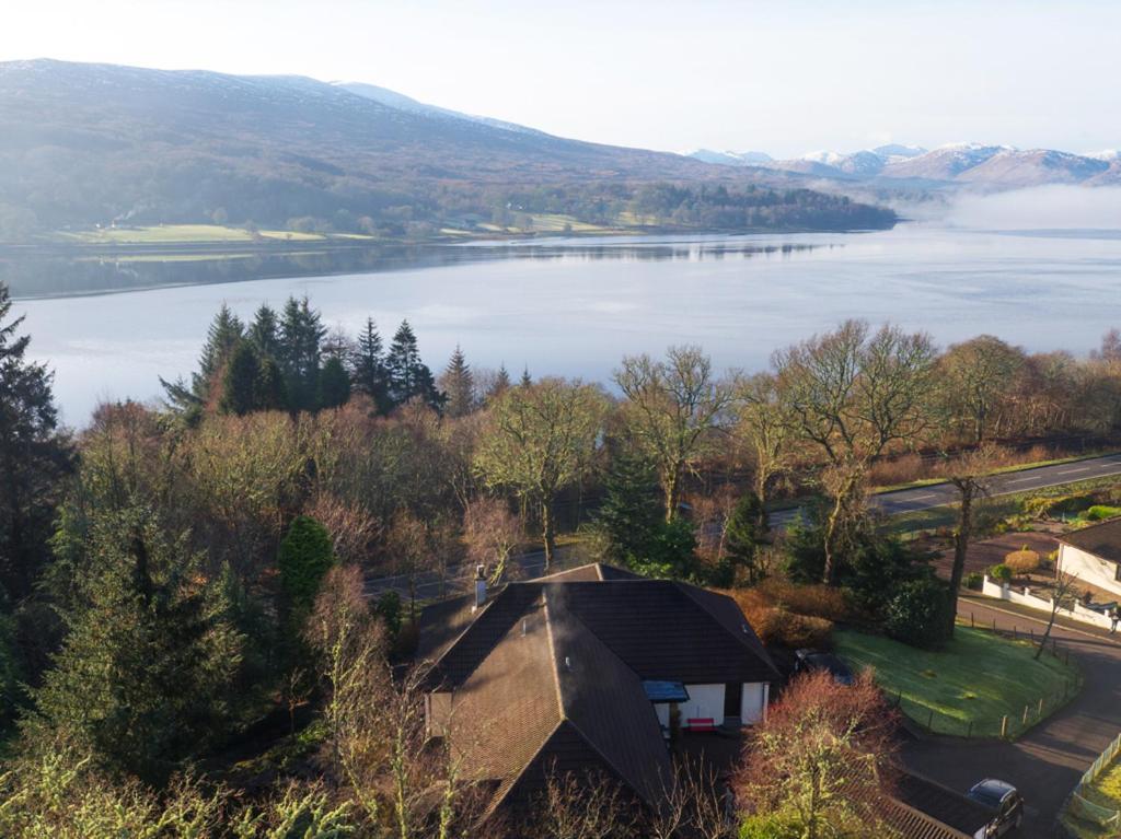 Tom Beag - Ben Nevis View Rooms Fort William Buitenkant foto