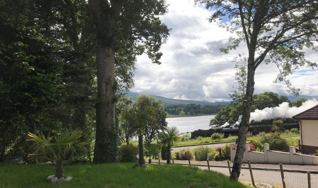 Tom Beag - Ben Nevis View Rooms Fort William Buitenkant foto